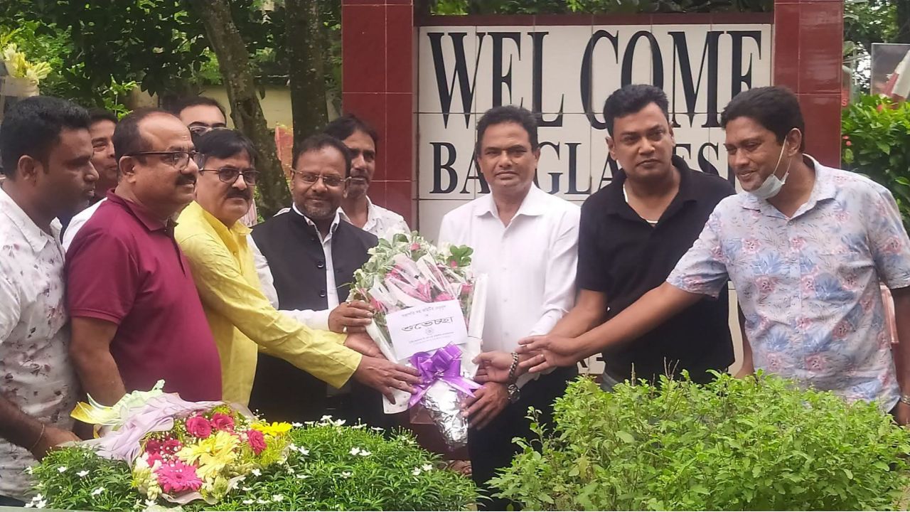 ভারত ও বাংলাদেশের সম্পর্ক উন্নত করতে সর্বোচ্চ চেষ্টা থাকবে