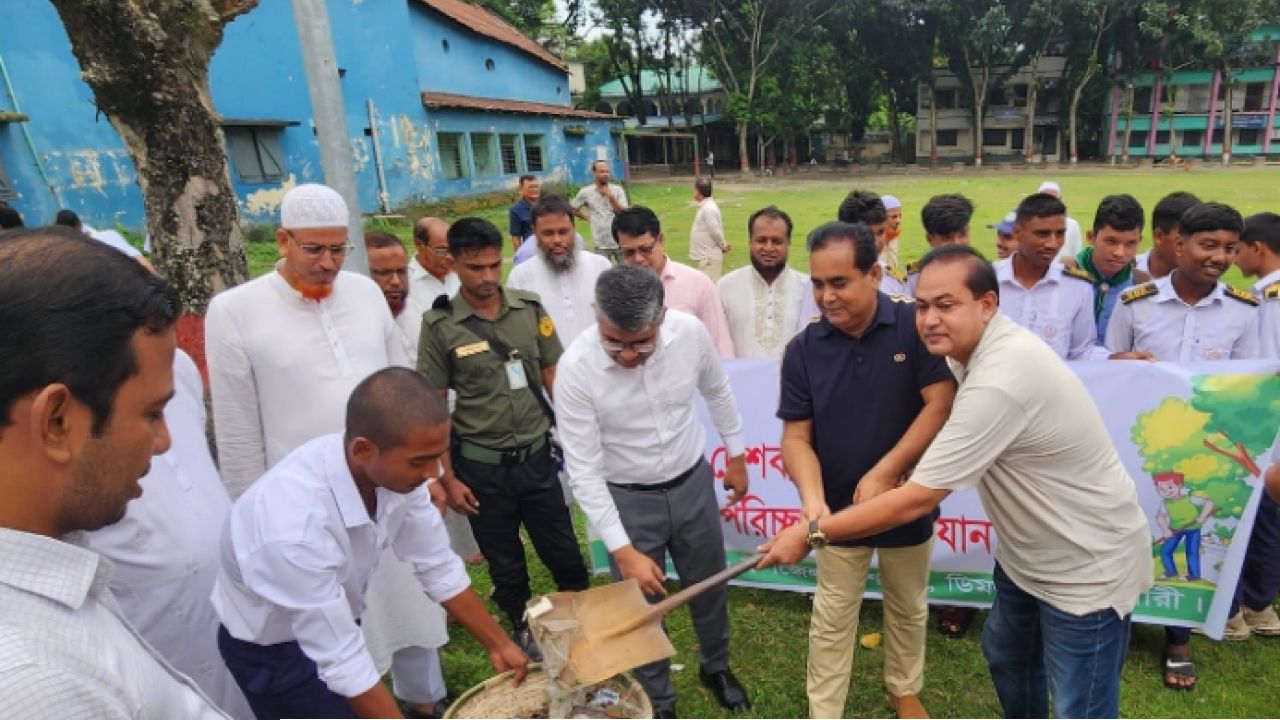ডেঙ্গু প্রতিরোধে ডিমলায় ৩ মাসব্যাপী পরিচ্ছন্নতা অভিযান শুরু