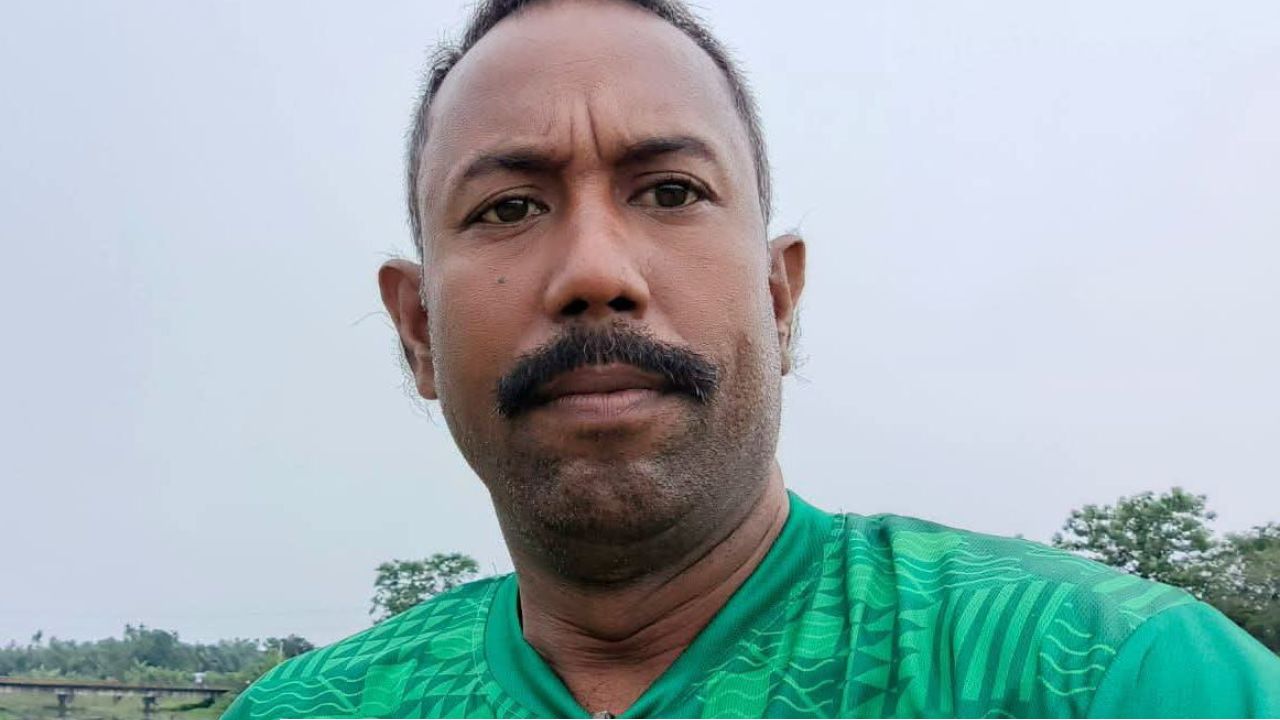 জাসদের কার্যালয়ে বৈঠক চলাকালে রংপুরের যুবজোট নেতা গ্রেপ্তার