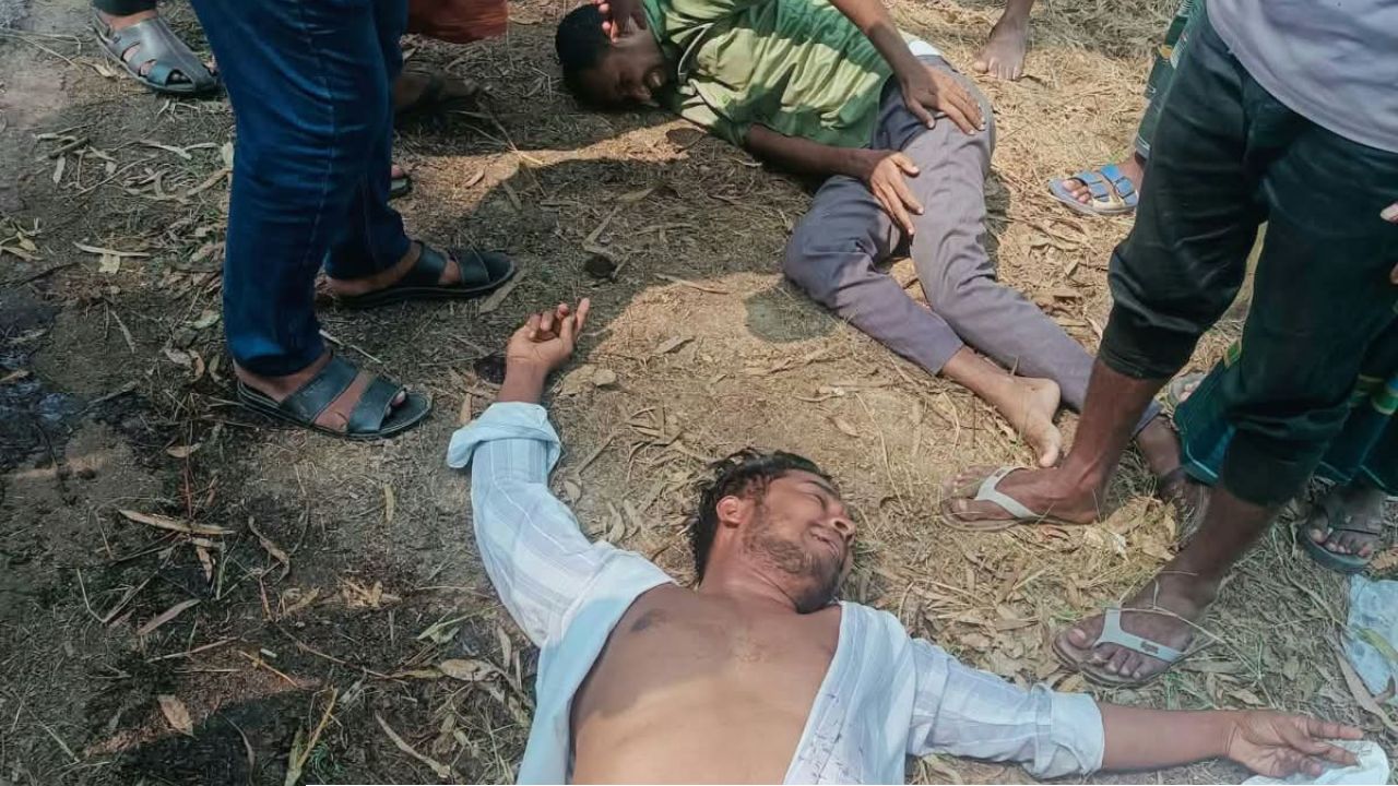সামনে-পেছনে দুই মোটরসাইকেল, রড দিয়ে পিটিয়ে ৩৪ লাখ টাকা ছিনতাই