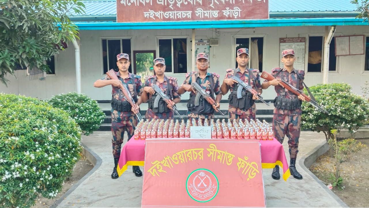  কুড়িগ্রামে সাড়ে ৫ লক্ষাধিক টাকার ভারতীয় ইয়াবা ট্যাবলেটসহ গ্রেফতার-১